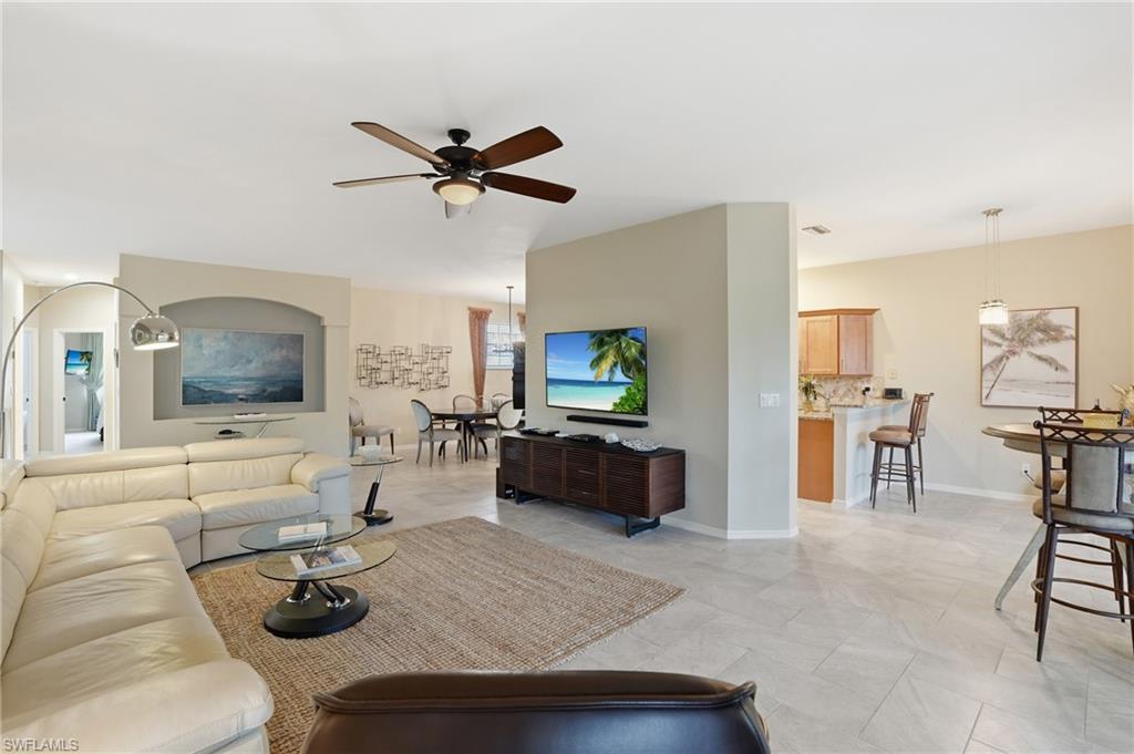 3500 Ballybridge Cir 202 Property Photo 2