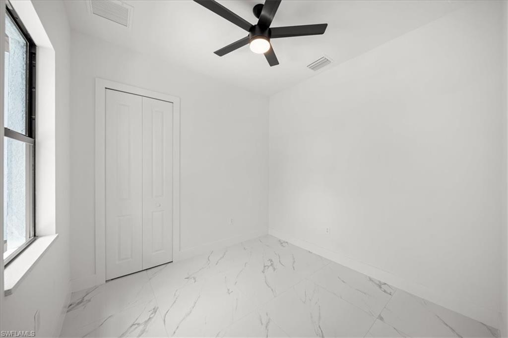 1033 Plymouth St E Property Photo 19