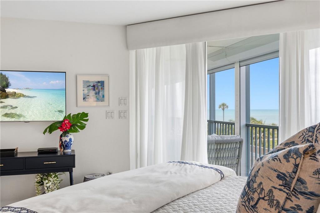 4651 Gulf Shore Blvd N 205 Property Photo 16
