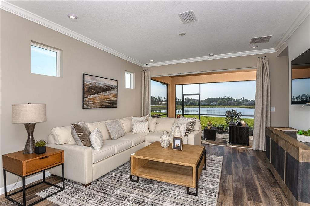 6729 Good Life St Property Photo 28