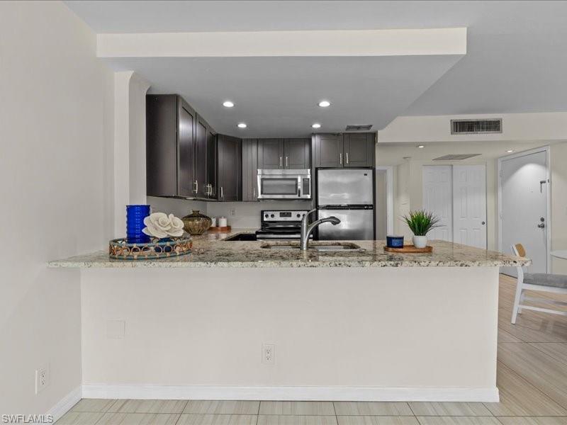 1084 Forest Lakes Dr 7205 Property Photo 8