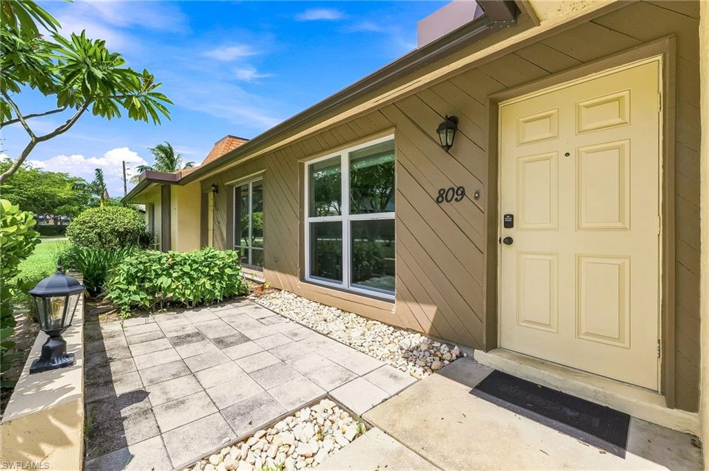 809 Palm View Dr 8 Property Photo 4