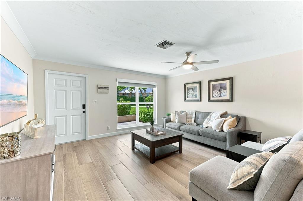 809 Palm View Dr 8 Property Photo 6