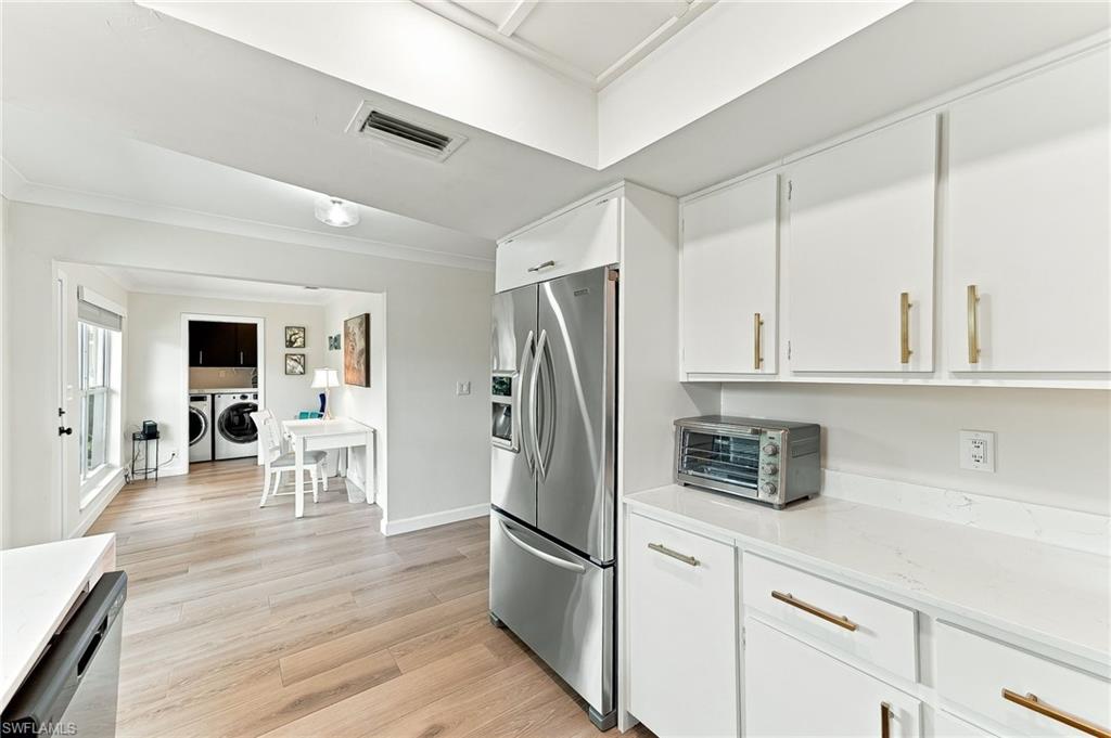809 Palm View Dr 8 Property Photo 16