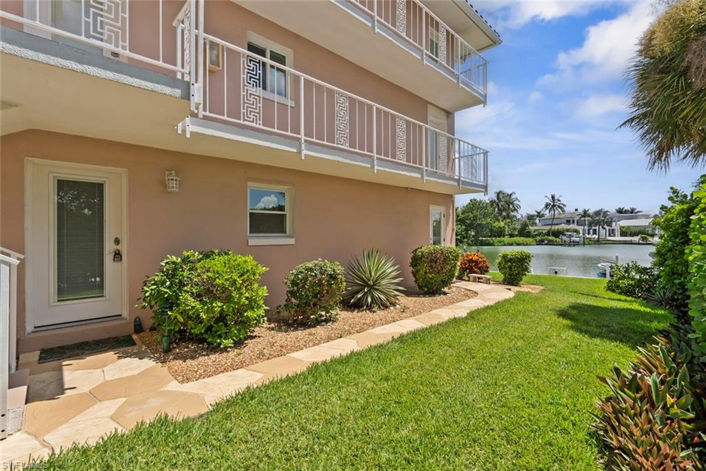 1910 Gulf Shore Blvd N 107 Property Photo 24