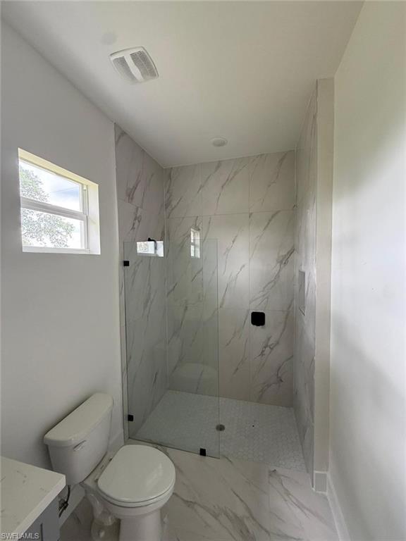 1089 Eisenhower Blvd Property Photo 11