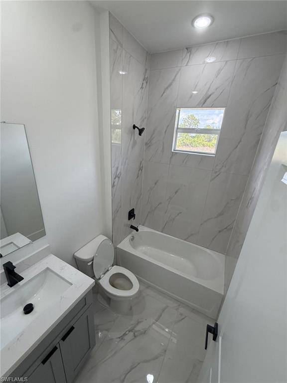 1089 Eisenhower Blvd Property Photo 15