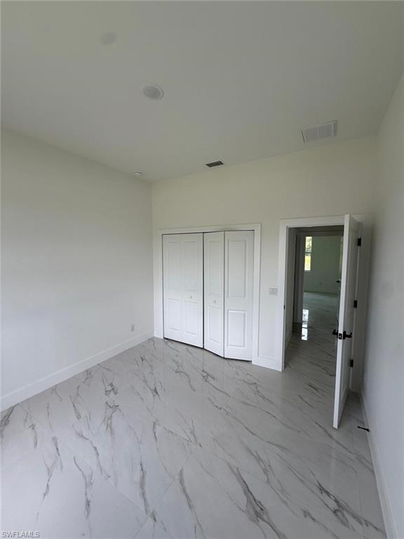 1089 Eisenhower Blvd Property Photo 19