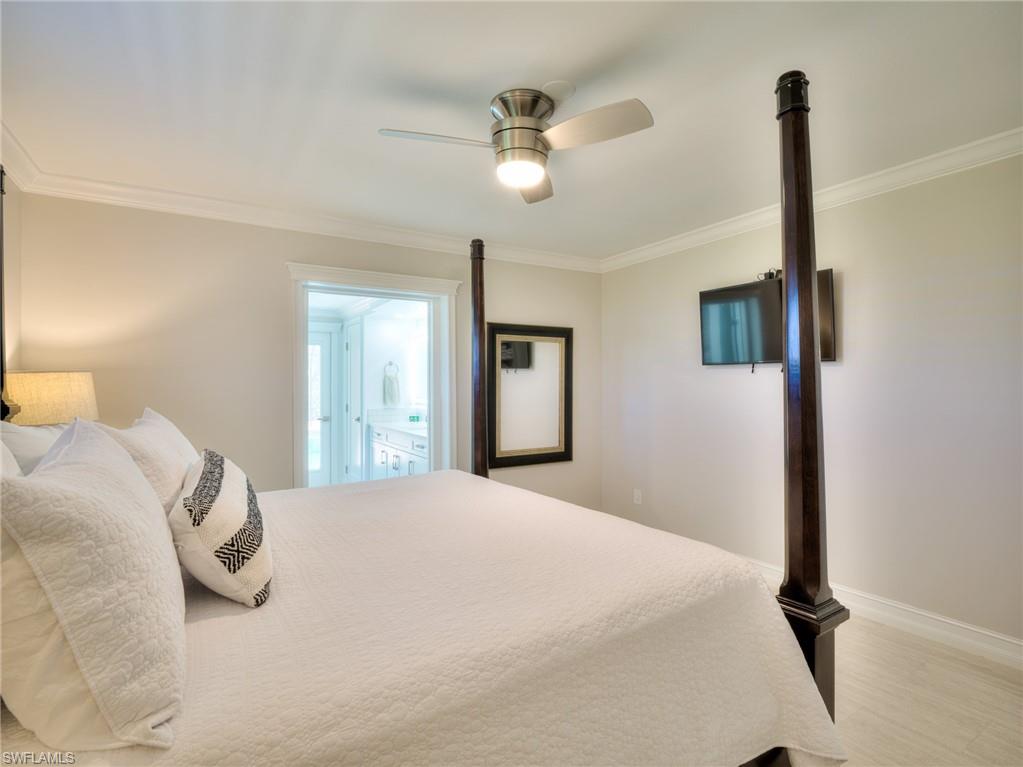 175 6th St Property Photo 16