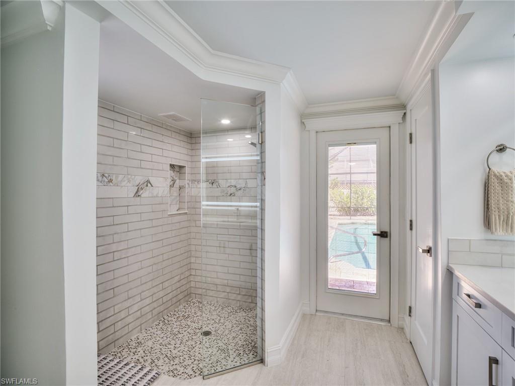 175 6th St Property Photo 21