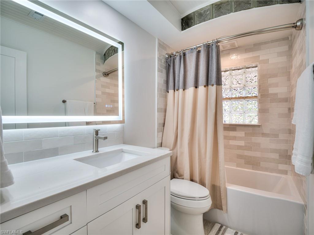 175 6th St Property Photo 26