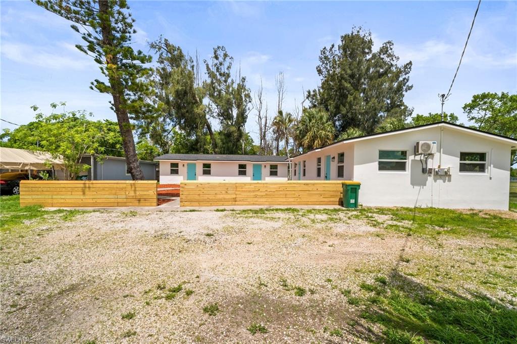 2316 Bayside St Property Photo 2