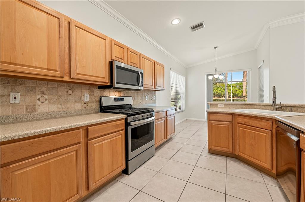 17929 Modena Rd Property Photo 4