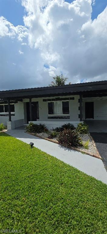 1118 Pine Island Ln Property Photo 2