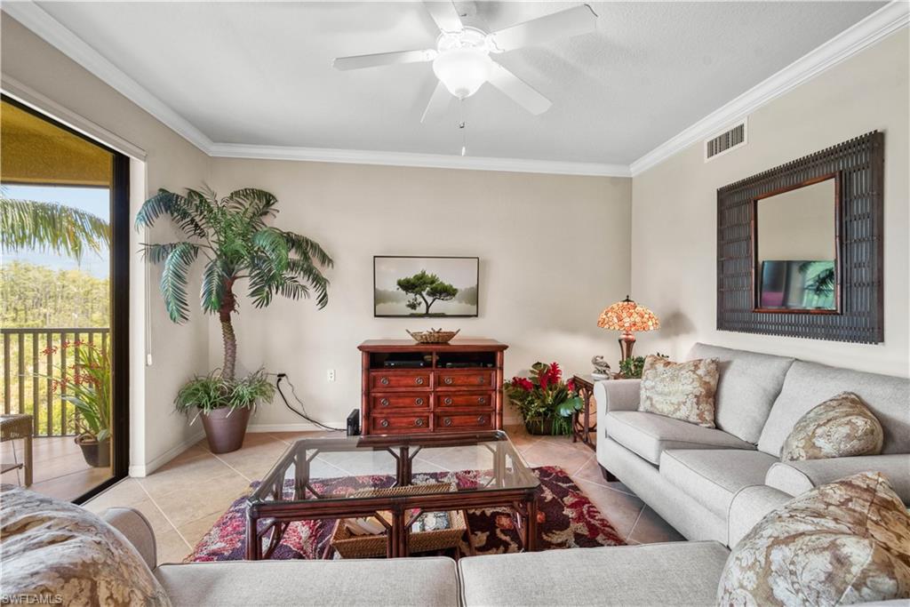 9715 Acqua Ct 136 Property Photo 6