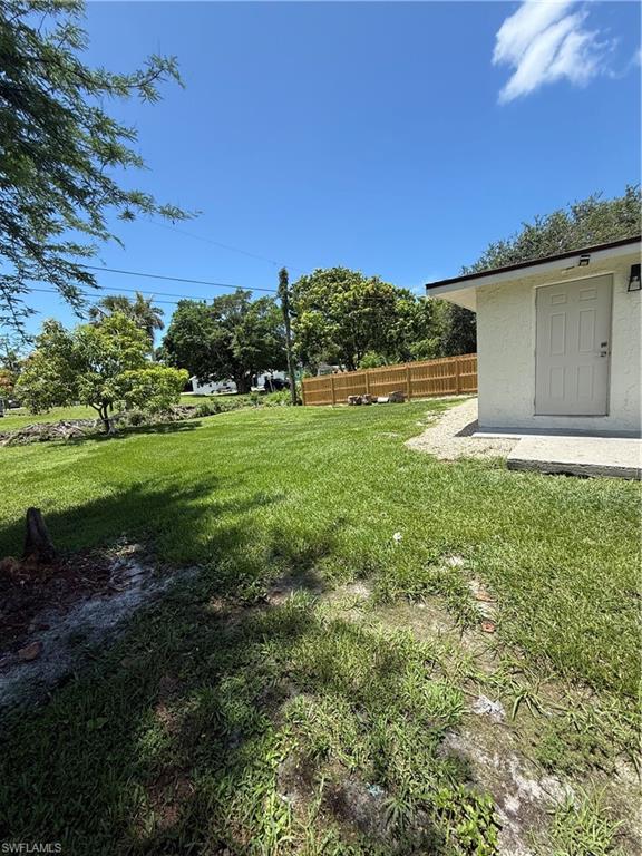 5458 Sholtz St Property Photo 5