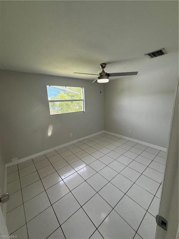 5458 Sholtz St Property Photo 9
