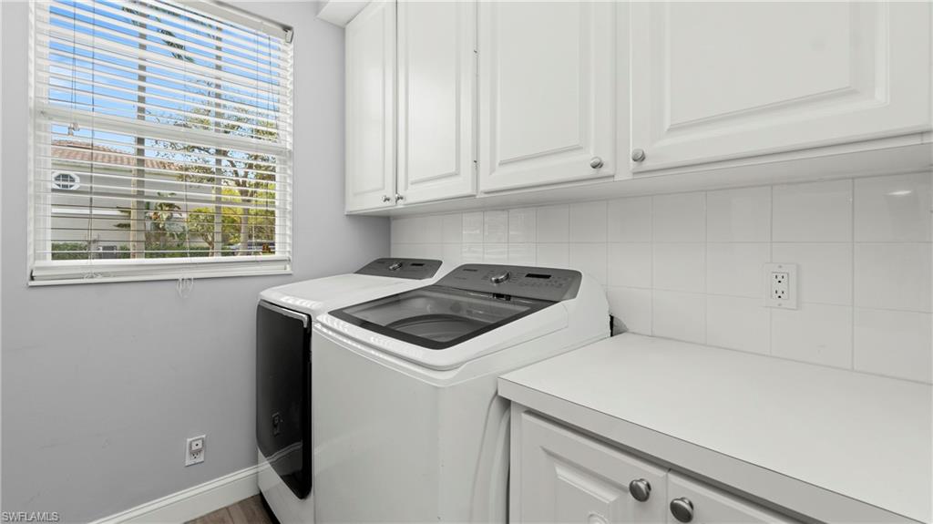 5766 Cove Cir 24 Property Photo 18