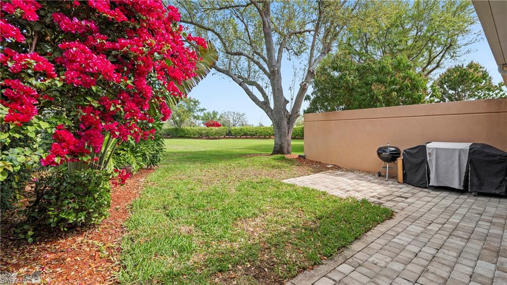 5766 Cove Cir 24 Property Photo 20