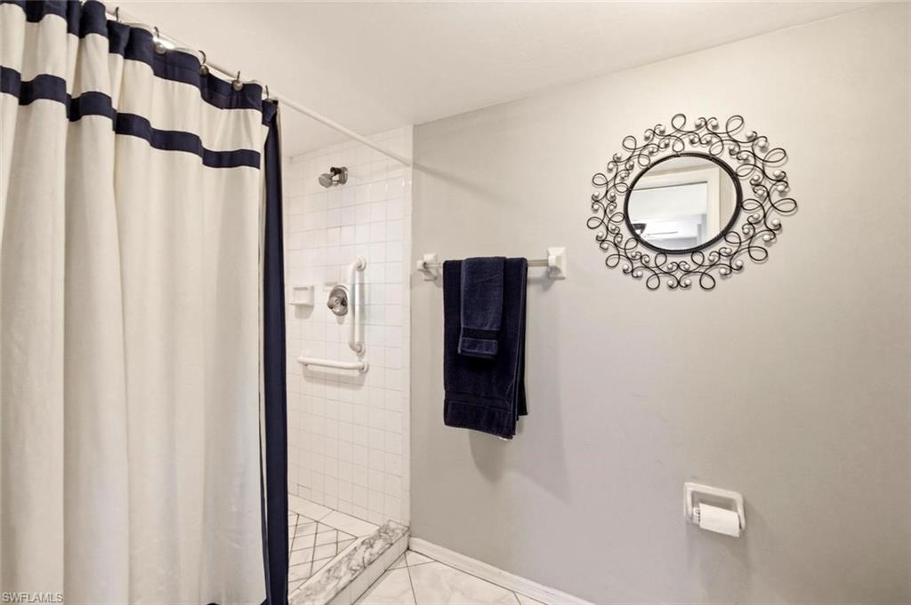 7340 Glenmoor Ln 3207 Property Photo 16