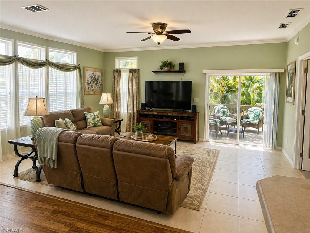 20472 Luettich Ln Property Photo 6