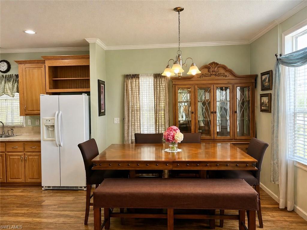 20472 Luettich Ln Property Photo 8