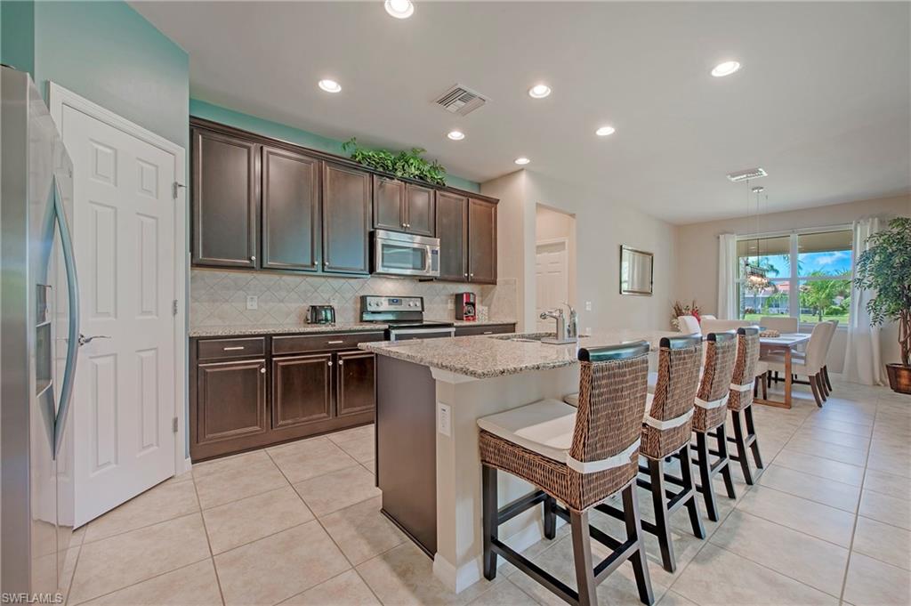 28000 Quiet Water Way Property Photo 9