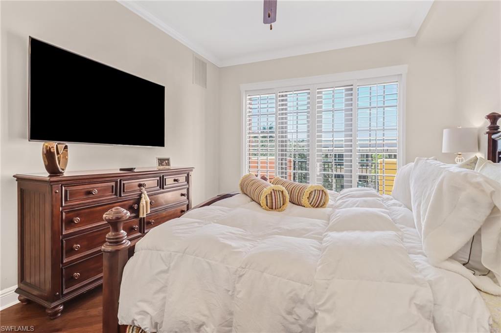 23161 Fashion Dr 7109 Property Photo 13