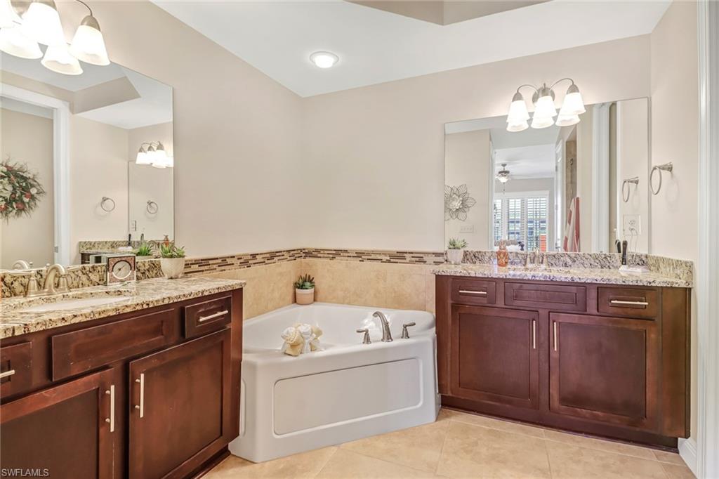 23161 Fashion Dr 7109 Property Photo 15