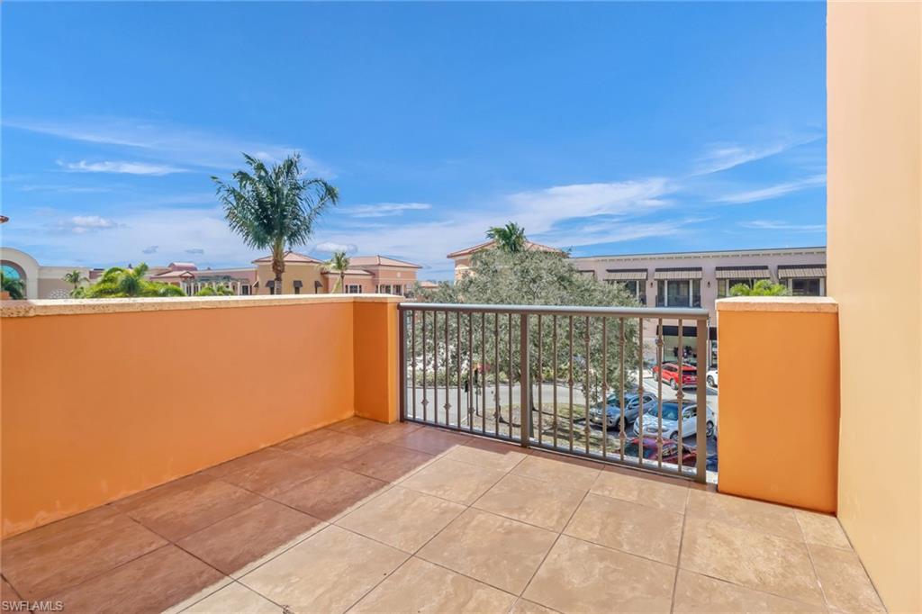 23161 Fashion Dr 7109 Property Photo 17