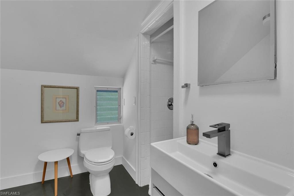 2143 Marina Dr Property Photo 50