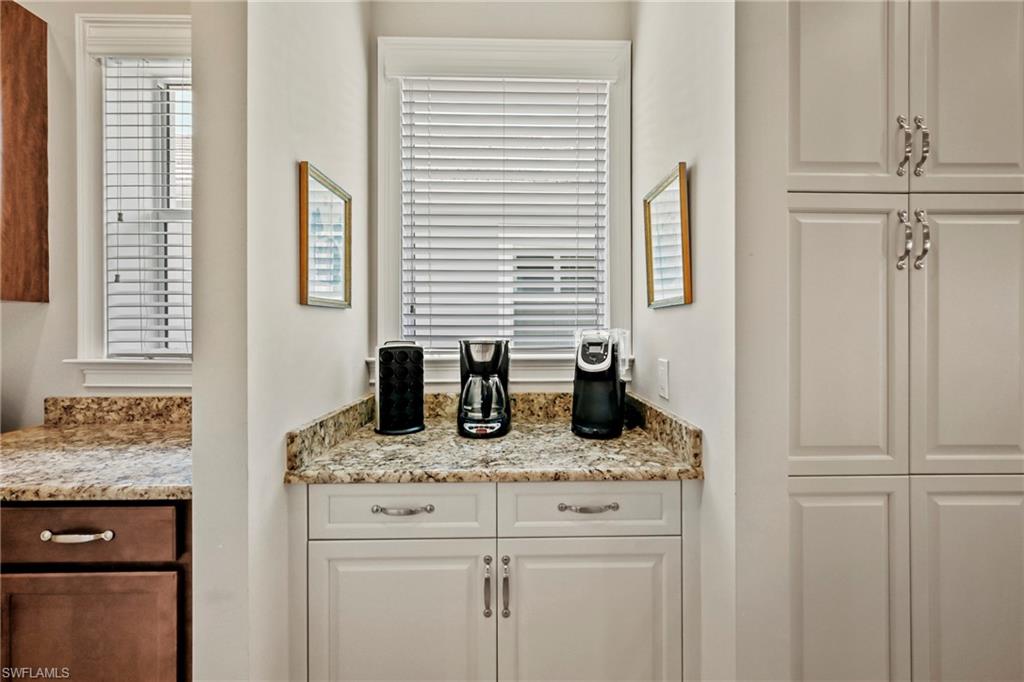4971 Andros Dr Property Photo 9