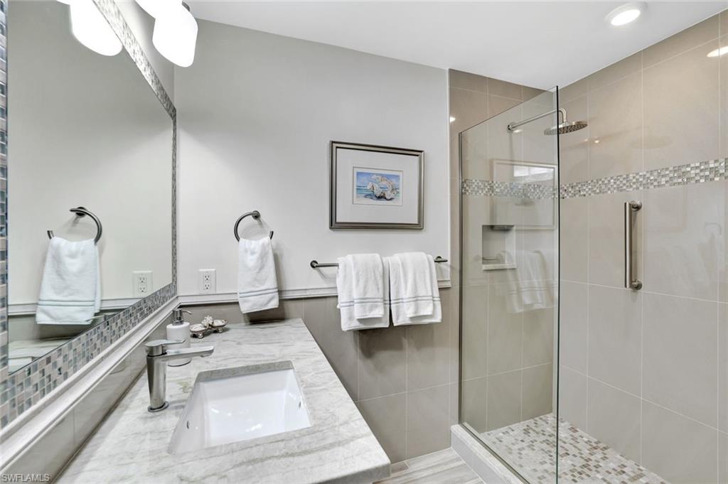 4041 Gulf Shore Blvd N 703 Property Photo 18