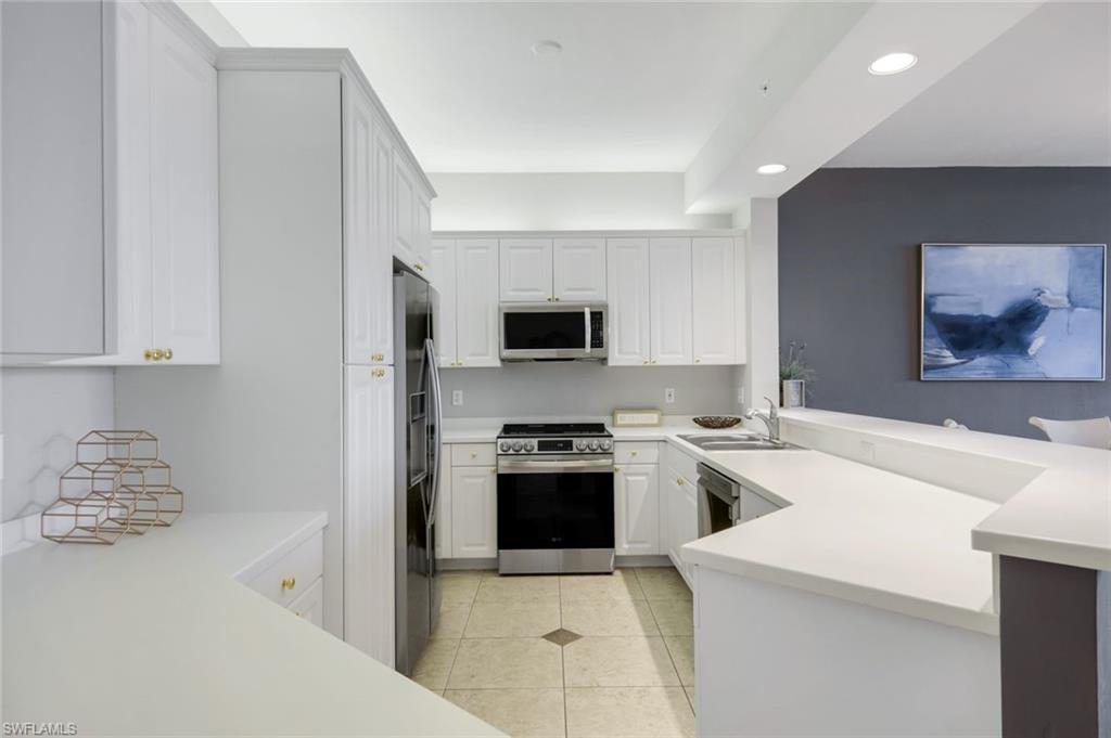 410 Flagship Dr 605 Property Photo 9