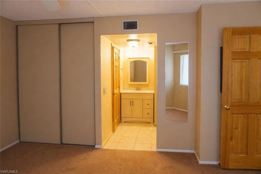 7410 Lake Breeze Dr 307 Property Photo 4