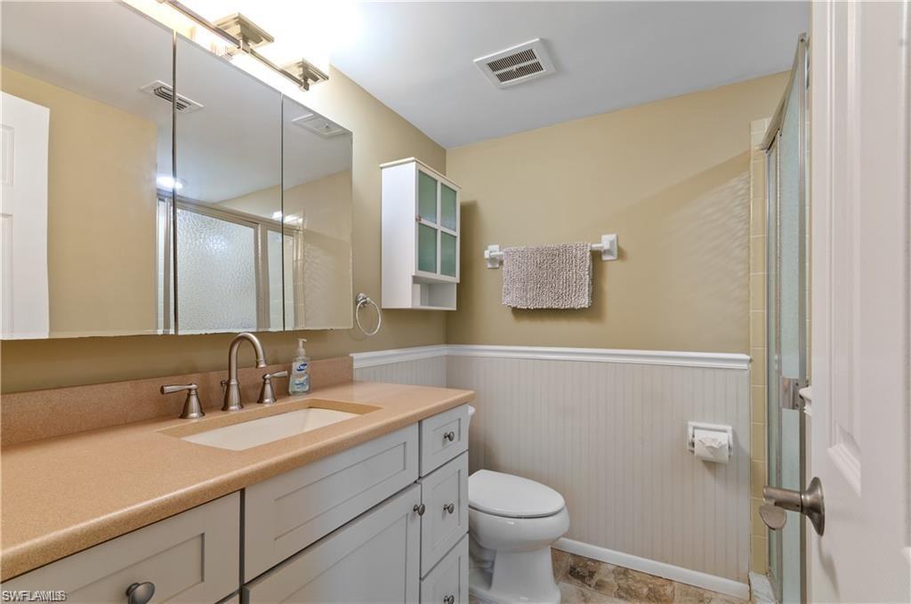 490 Broad Ave S H490 Property Photo 10