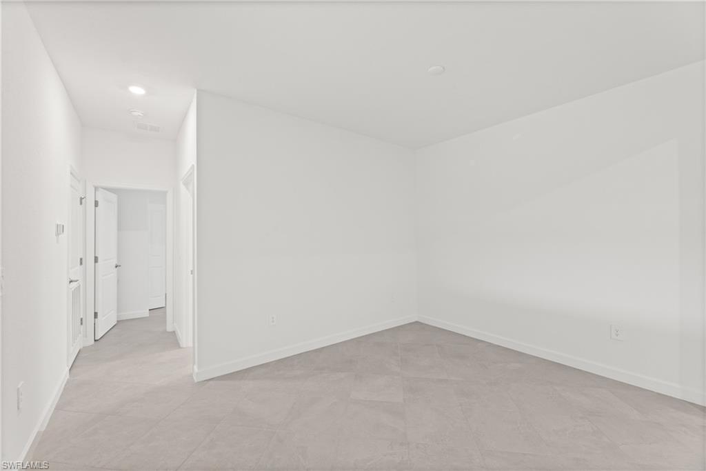1587 Double Eagle Trl Property Photo 18