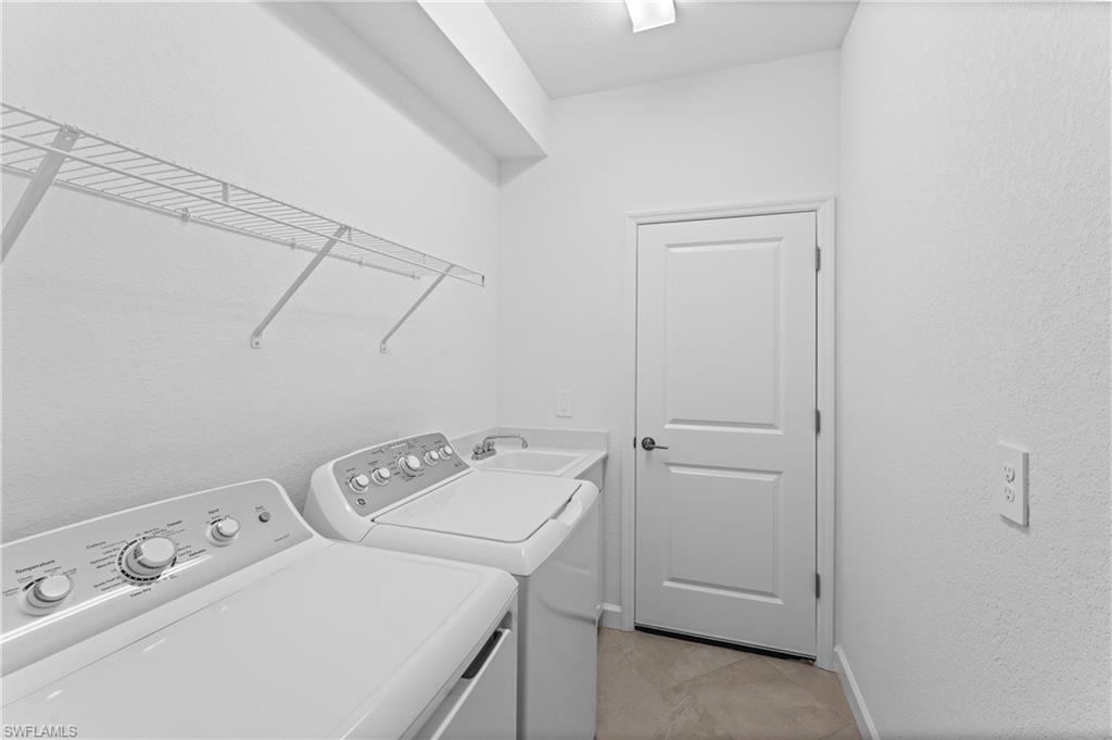 1587 Double Eagle Trl Property Photo 21