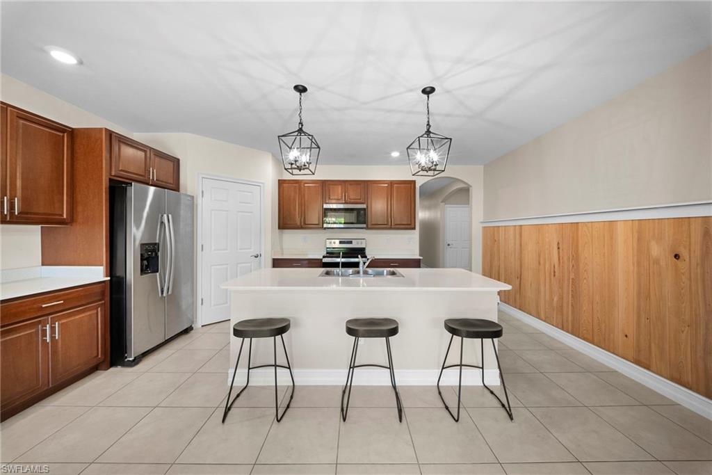 1628 9th Ter Property Photo 6