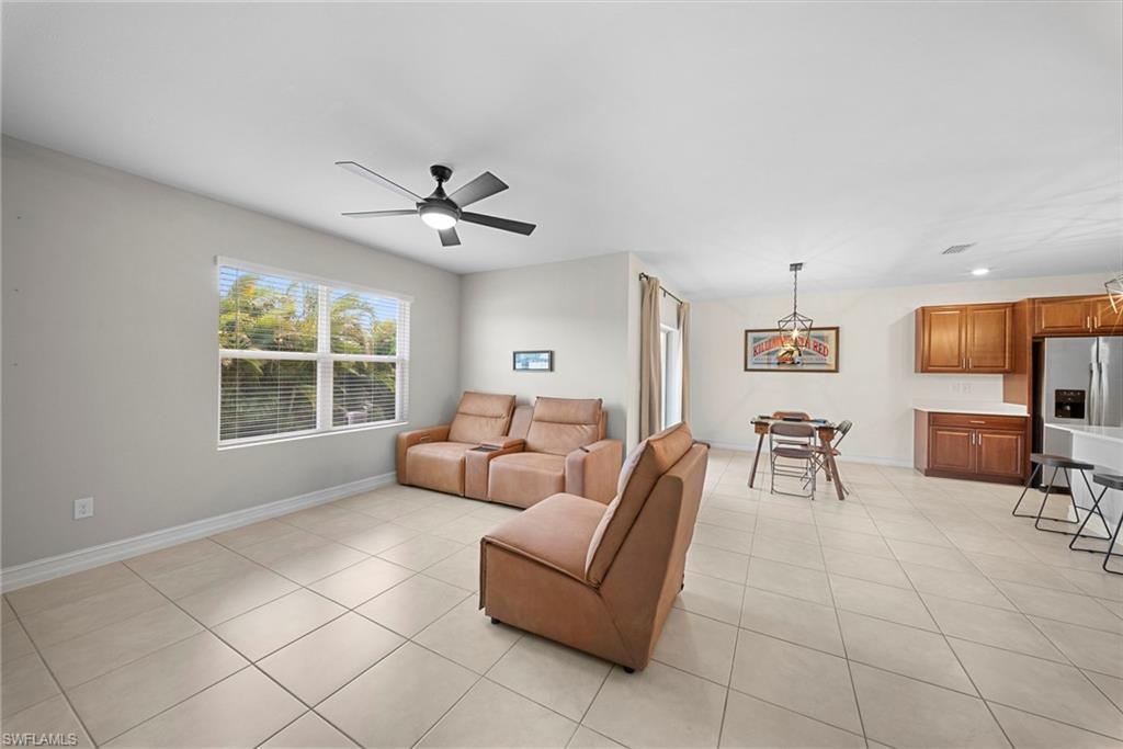 1628 9th Ter Property Photo 9