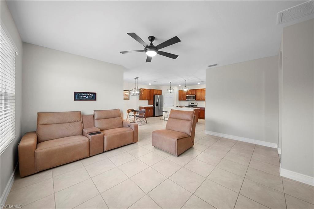 1628 9th Ter Property Photo 10
