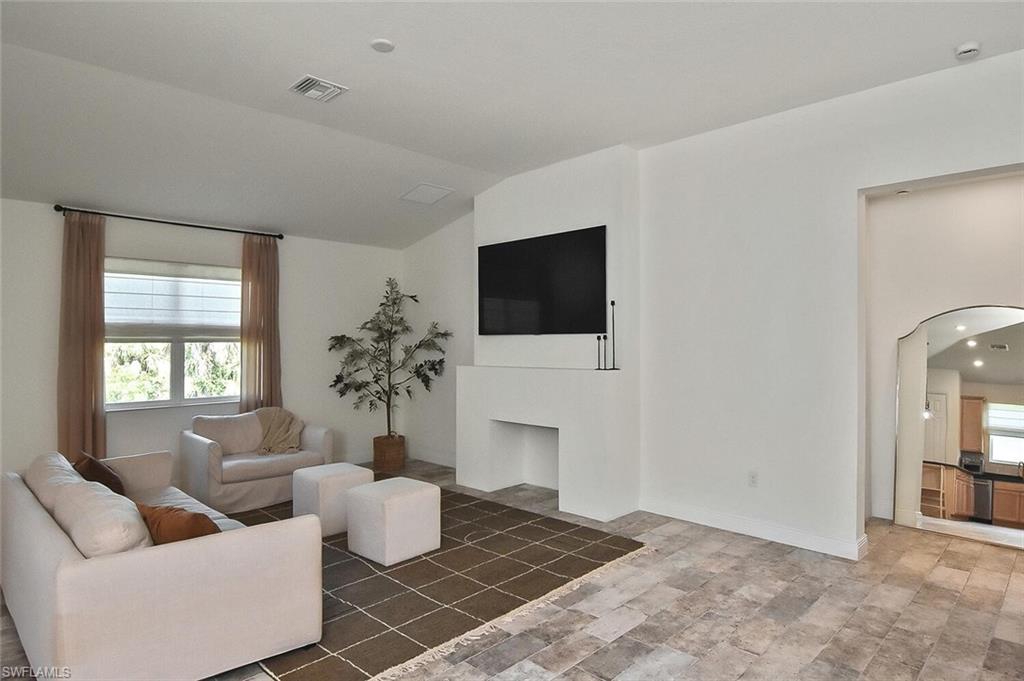 6688 Estero Bay Dr Property Photo 5