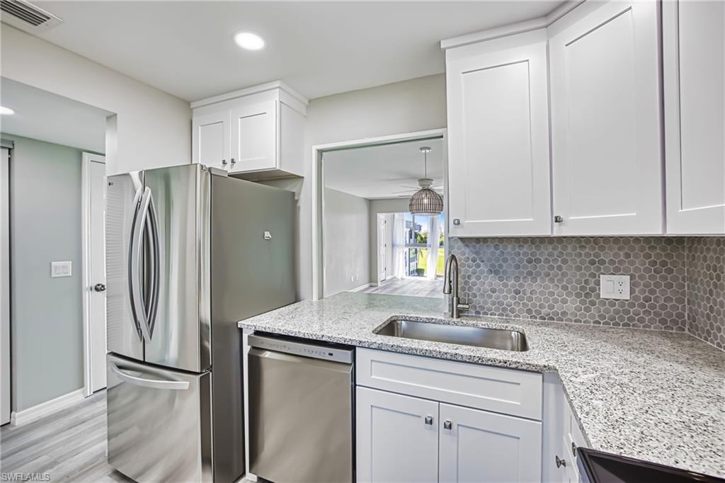 1740 Pine Valley Dr 313 Property Photo 4