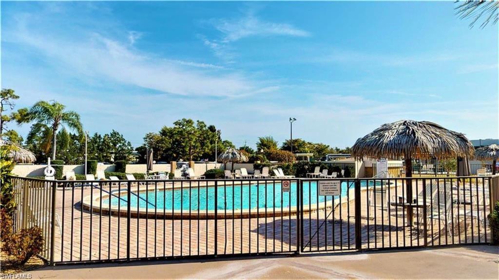 1740 Pine Valley Dr 313 Property Photo 43