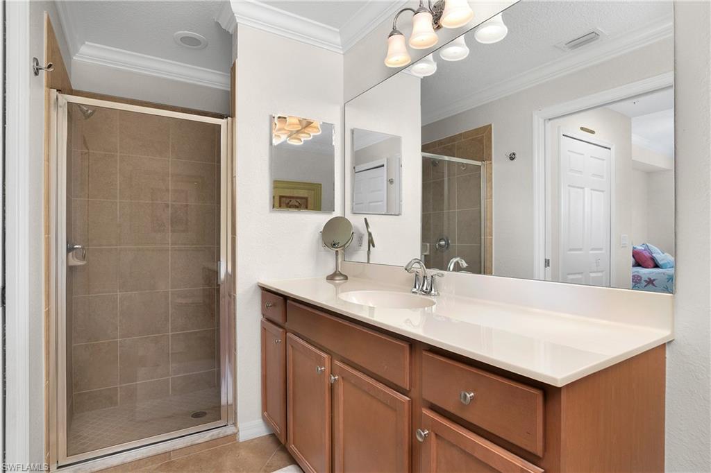 9719 Acqua Ct 214 Property Photo 19