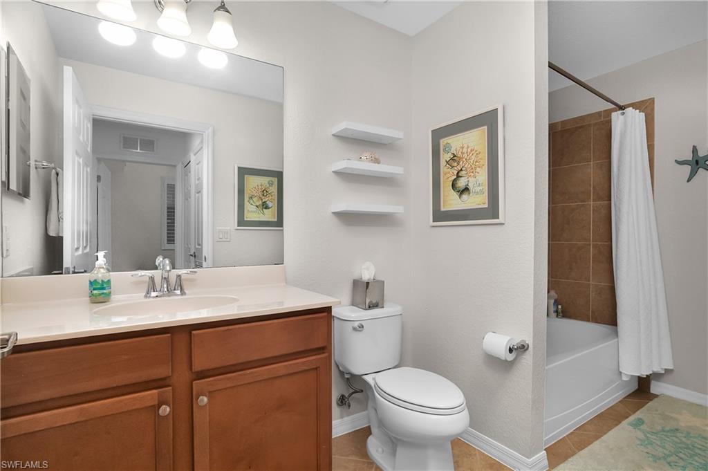 9719 Acqua Ct 214 Property Photo 22