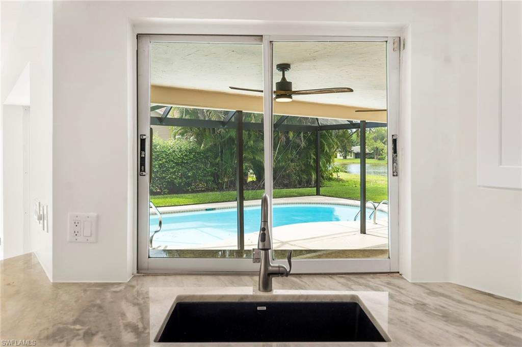 10340 Regent Cir Property Photo 14