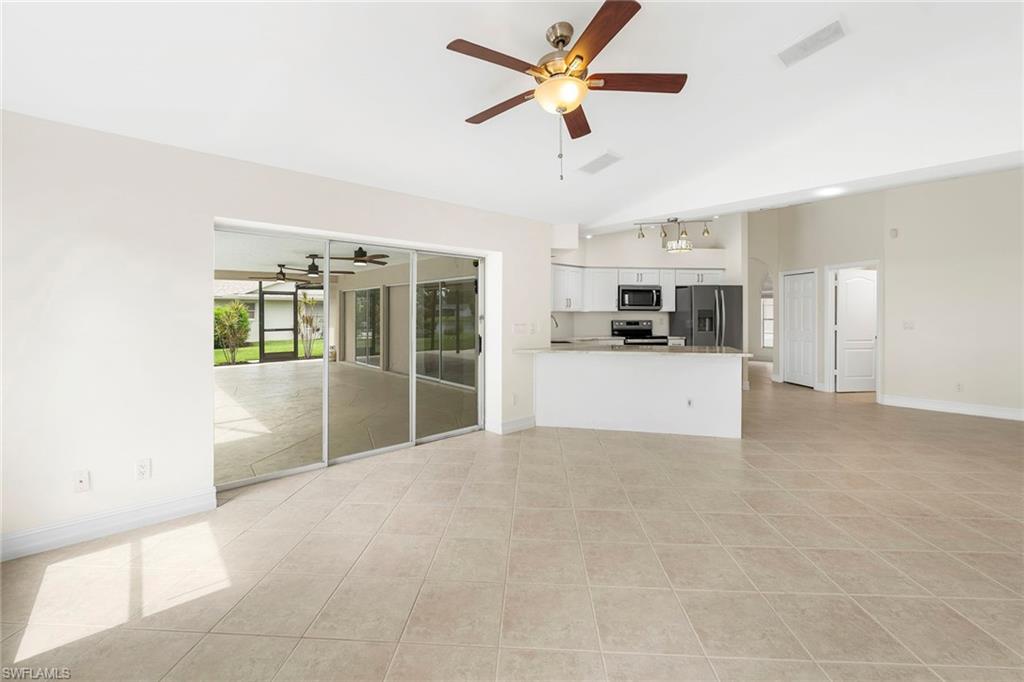 10340 Regent Cir Property Photo 17