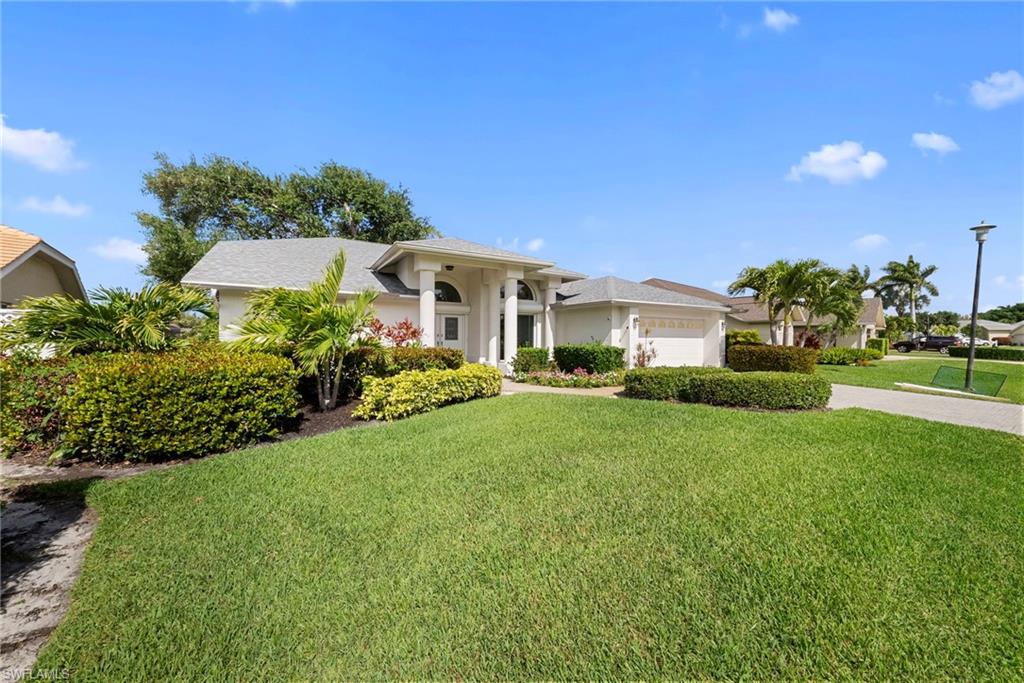 22361 Fountain Lakes Blvd Property Photo 2