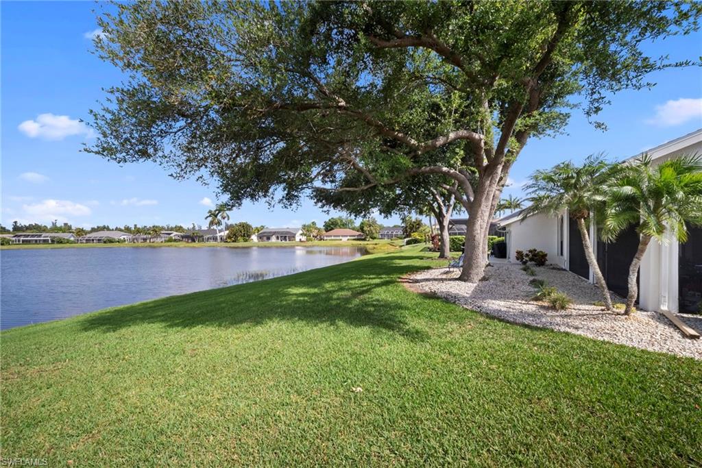 22361 Fountain Lakes Blvd Property Photo 5